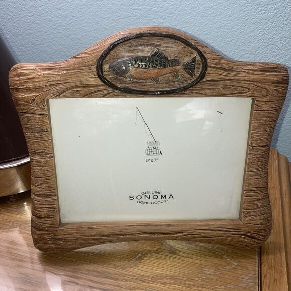 Sonoma Fish Picture Frame 9" x 8.5" Faux Barn Wood Rustic 5x7 Brown Heavy Resin - Picture 1 of 5